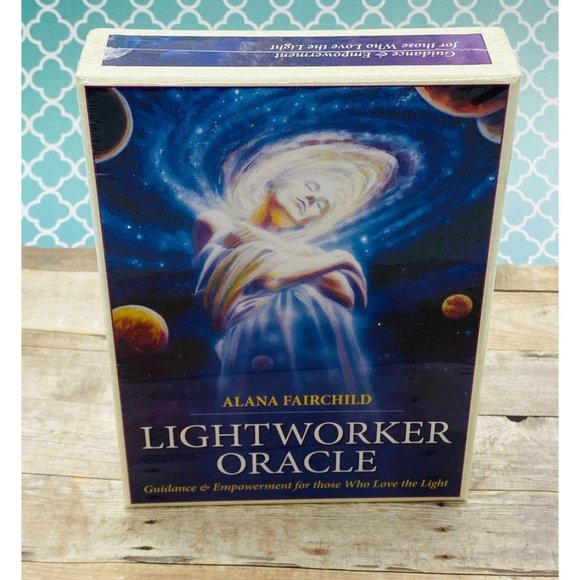 Lightworker Oracle Deck 22 Cards Esoteric Telling - Picture 1 of 10